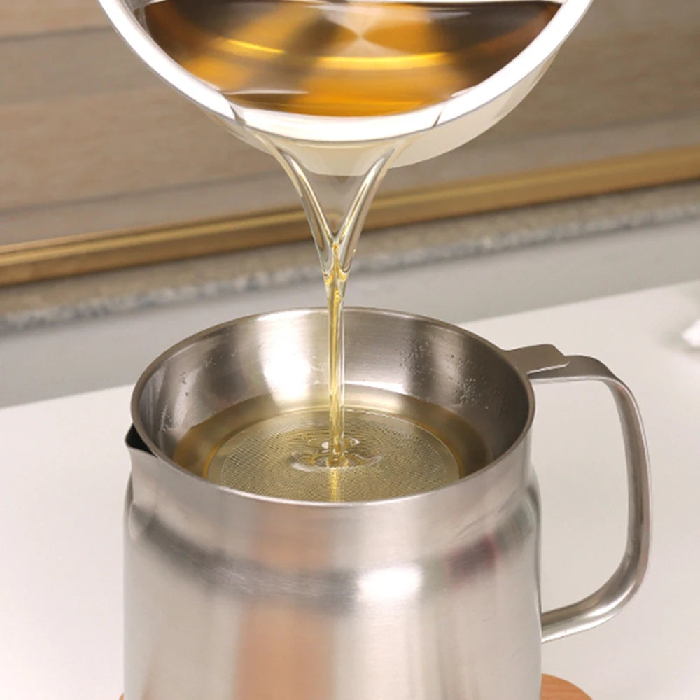 2-IN-1 OIL STRAINER POT